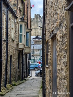 A narrow alley in Richmond