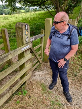 The acorn marks all National Trails; below the yellow public footpath directional arrow is a symbol for this particular path, but I forget what the symbol was and what path it represented