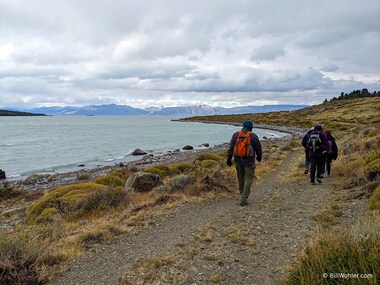 The group hikes back to the estancia