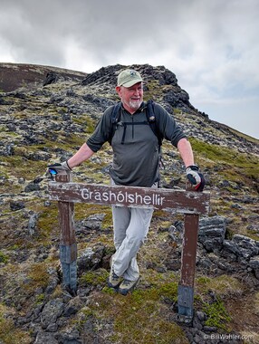J&oacute;n describes the Grash&oacute;lshellir, a nearby lava tube