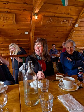 Lunch at a restaurant on the dock (Gamli Baukur)