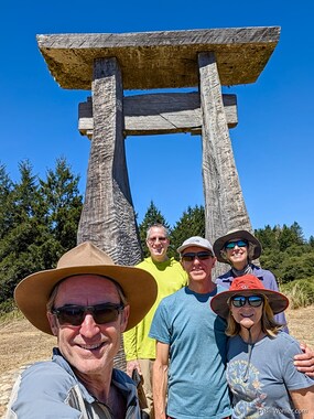 Bill, Michael, David, Lori, and Karri start their Djerassi tour with Torii, 1983-1984. Bruce Johnson. Redwood, cement, stone.
