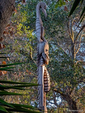 A sculpture at the Papua New Guinea Sculpture Garden (https://en.wikipedia.org/wiki/Papua_New_Guinea_Sculpture_Garden) faces the sunrise