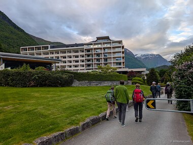 Cindy, Ron, Donna, Larry, Toby, and Lori walk back to the Hotel Alexandra from the Loen Skylift.