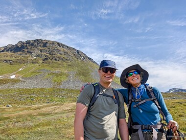 Mats and Lori savor the wonderful weather.